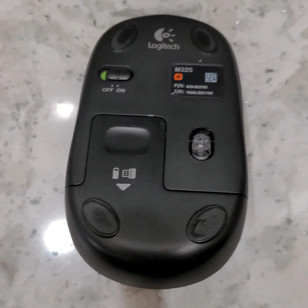 Logitech Blue Wireless Mouse M325